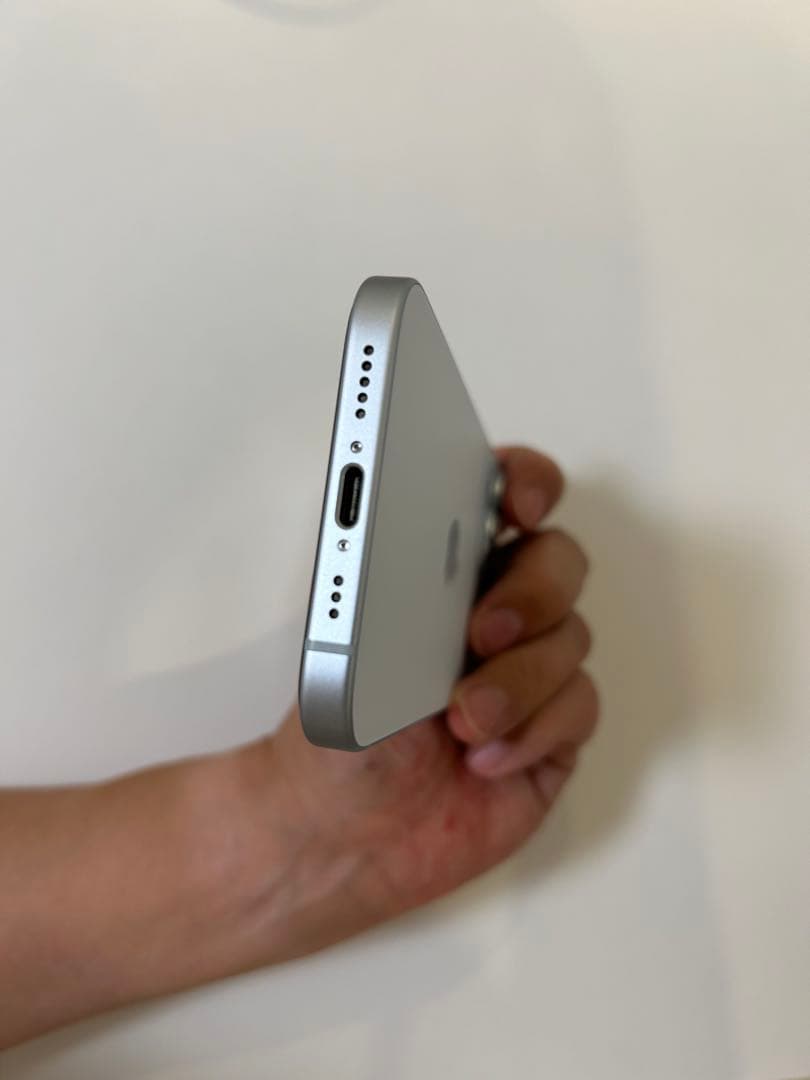 【あや】Apple iPhone 15 ブルー 256GB SIMフリー