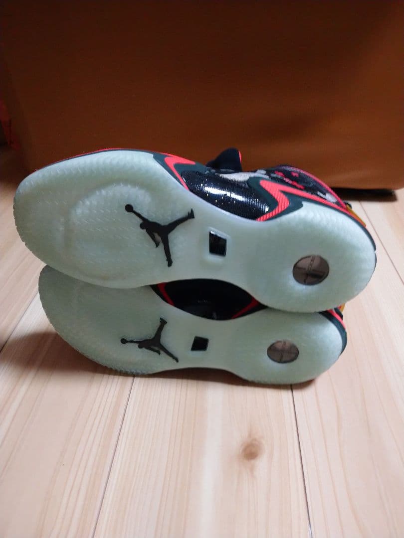 エアジョーダン36 八村塁 黒 赤 レッド 白 ホワイト