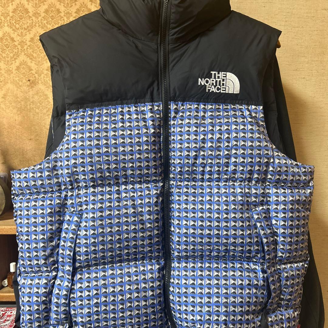 supreme the north faceコラボダウンベスト