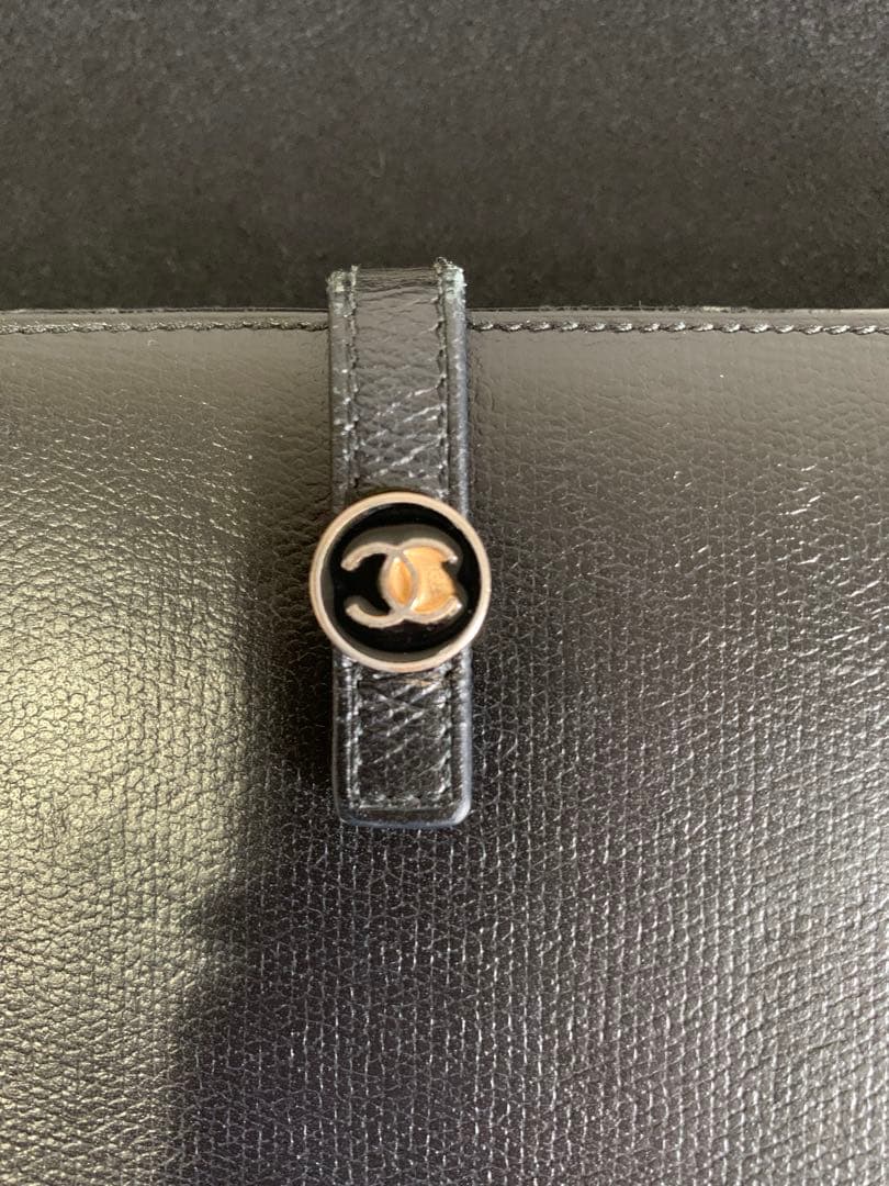 で*ん様 CHANEL ココボタン 長財布