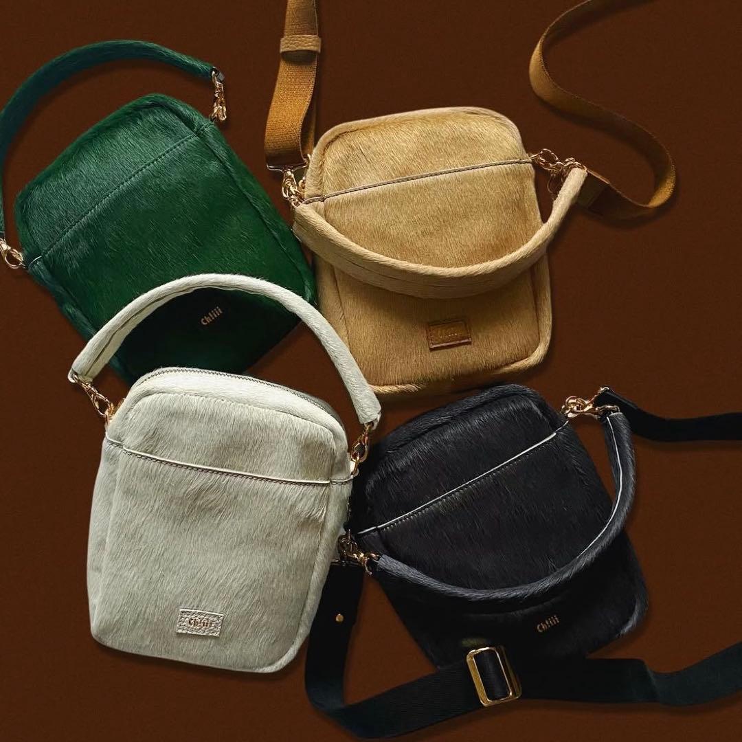 チーバッグ chiiiibag クロスボディバッグ