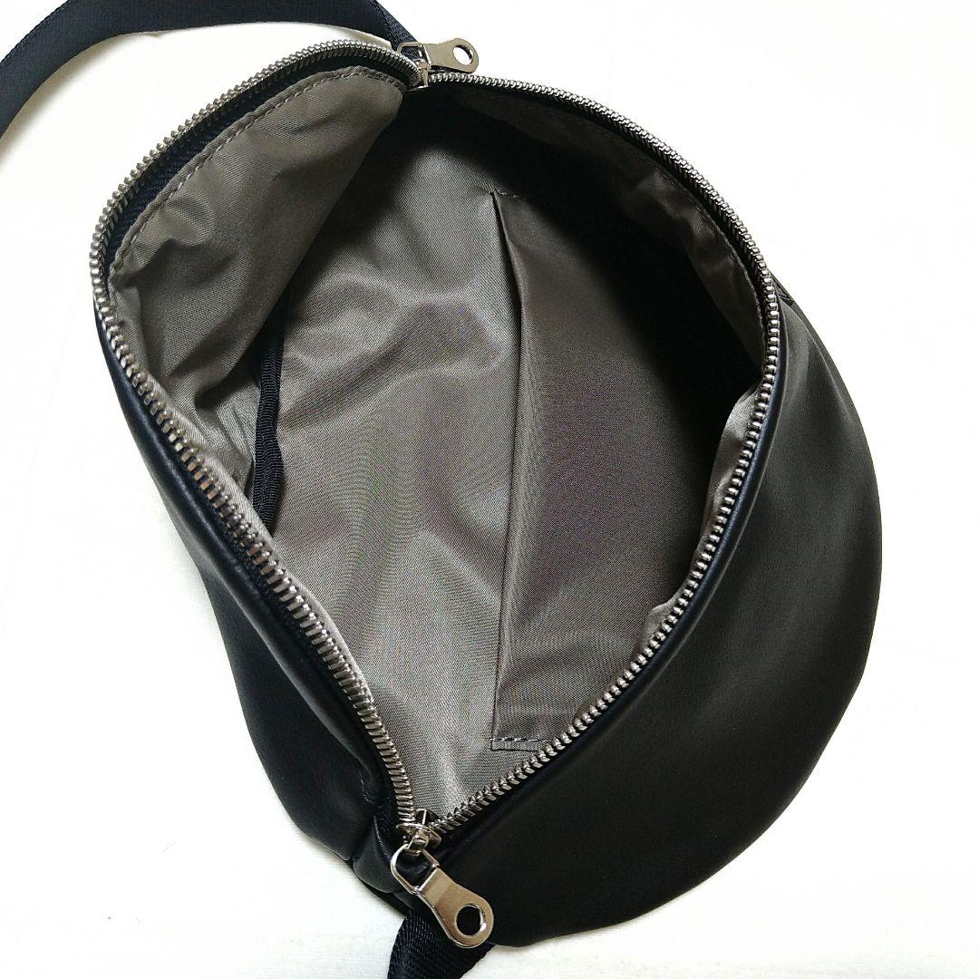 カワニシカバン　cobii（コビー） 撥水レザー ボディバッグ　ブラック