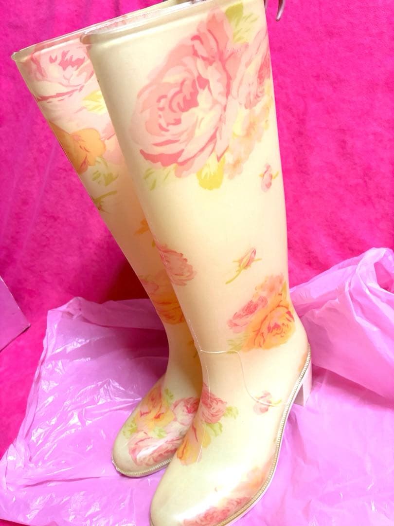 激カワ激レア❣️非売品ヴィンテージ　リズリサのバラ柄ロングレインシューズ24