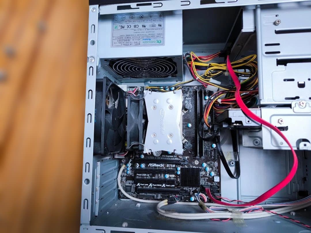 Win11/起動10秒/事務・動画向け/16GB/SSD256/BD/無線KB付