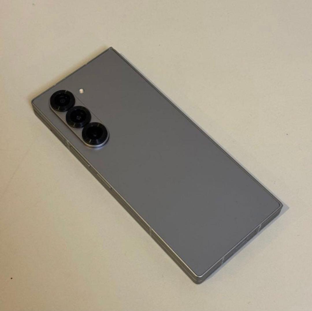 美品　Android Galaxy Z Fold 6 256gb 不良なし