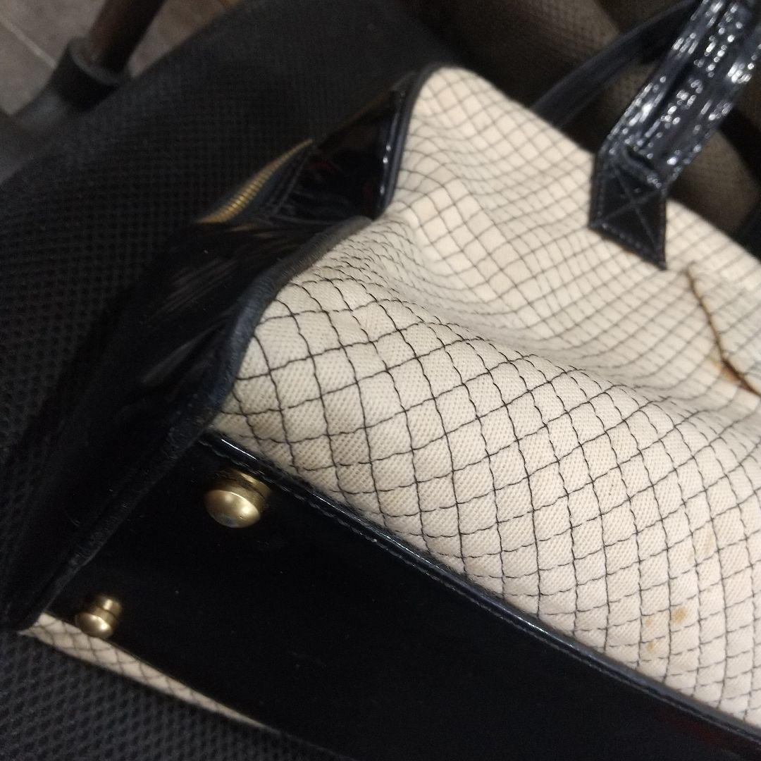 A*I様 シャネル ボーリングバッグ パテント エナメル コットン