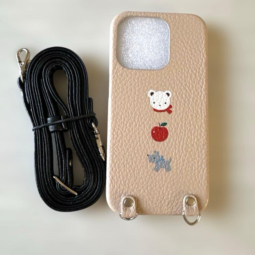 ボンバイエ【新品 未使用】ファミリアスマホケース iPhone15 Pro