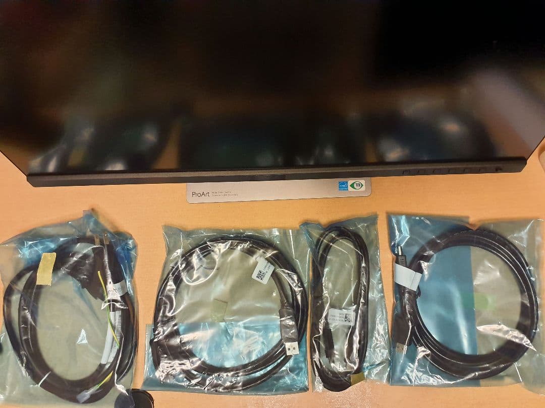 ASUS ProArt モニター pa248crv 1920✕1200