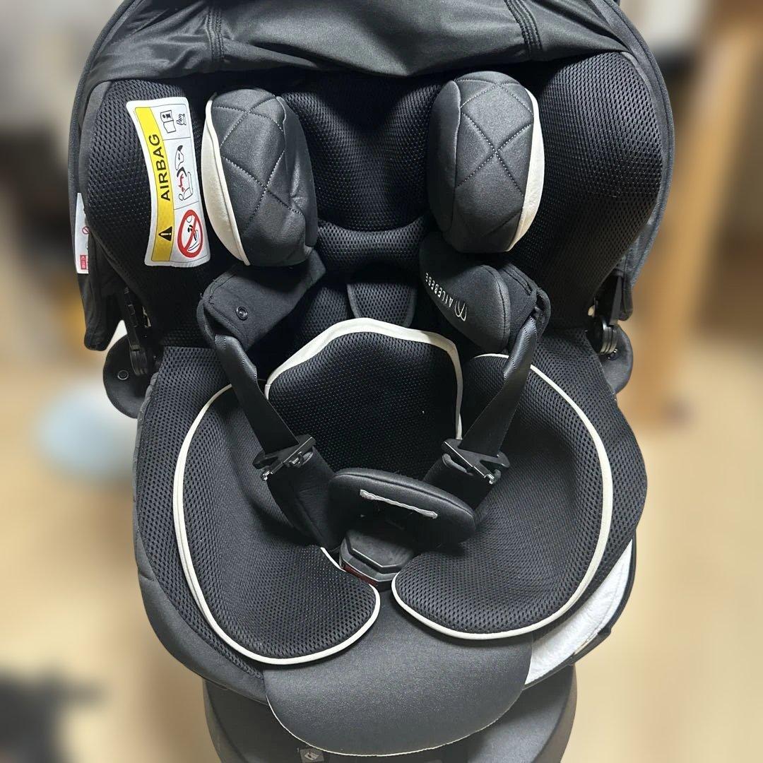 エールベベ　クルット6iグランス　ブラック