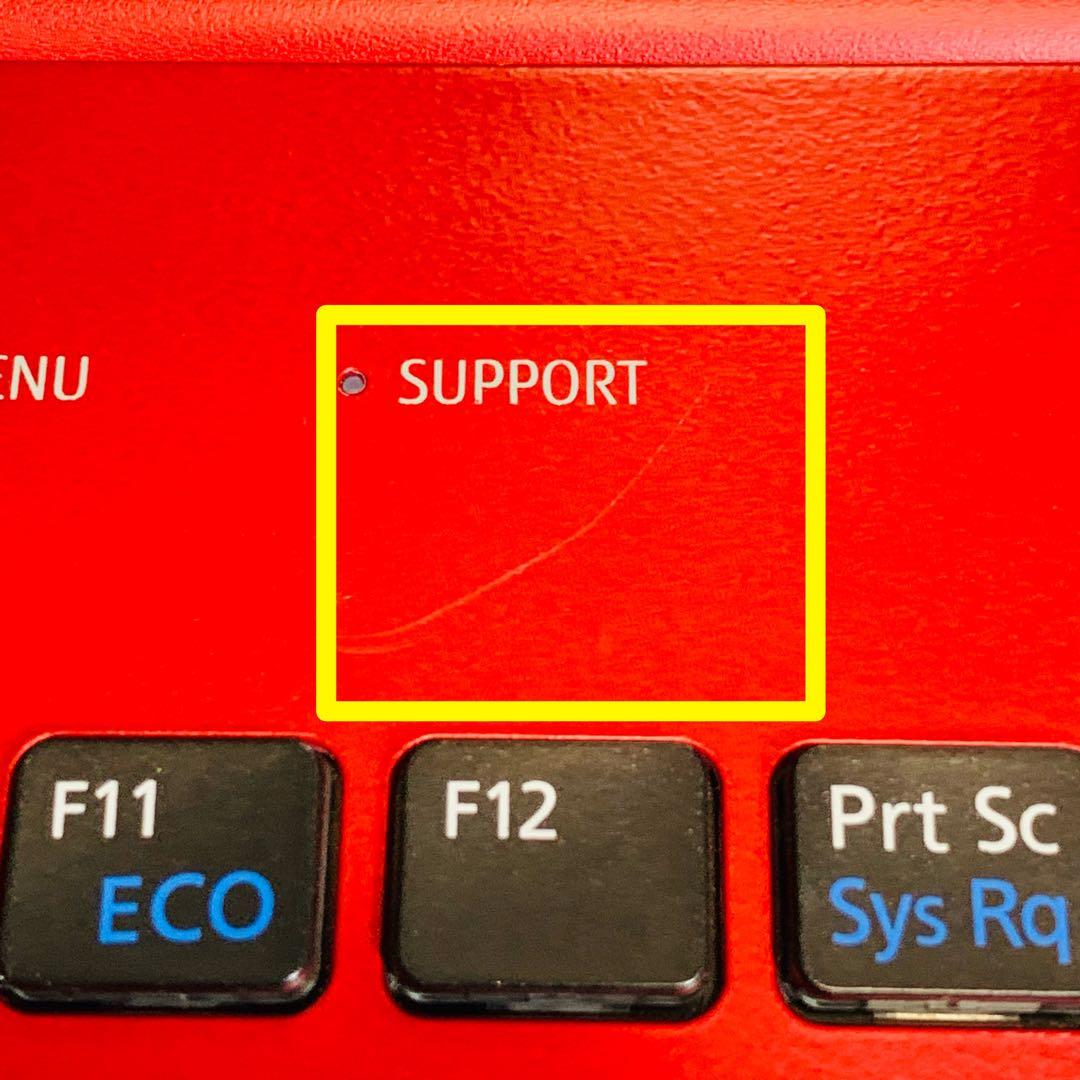 Core i7✨SSD2TB✨32GB✨カメラ✨富士通✨レッド✨ノートパソコン