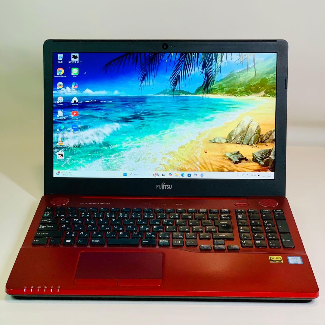 Core i7✨SSD2TB✨32GB✨カメラ✨富士通✨レッド✨ノートパソコン