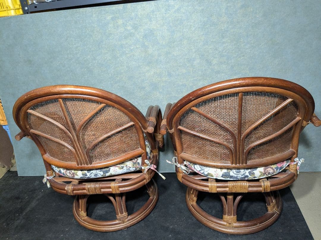 (S) 昭和レトロ　ラタン　チェア　座椅子　藤回転椅子　薔薇柄