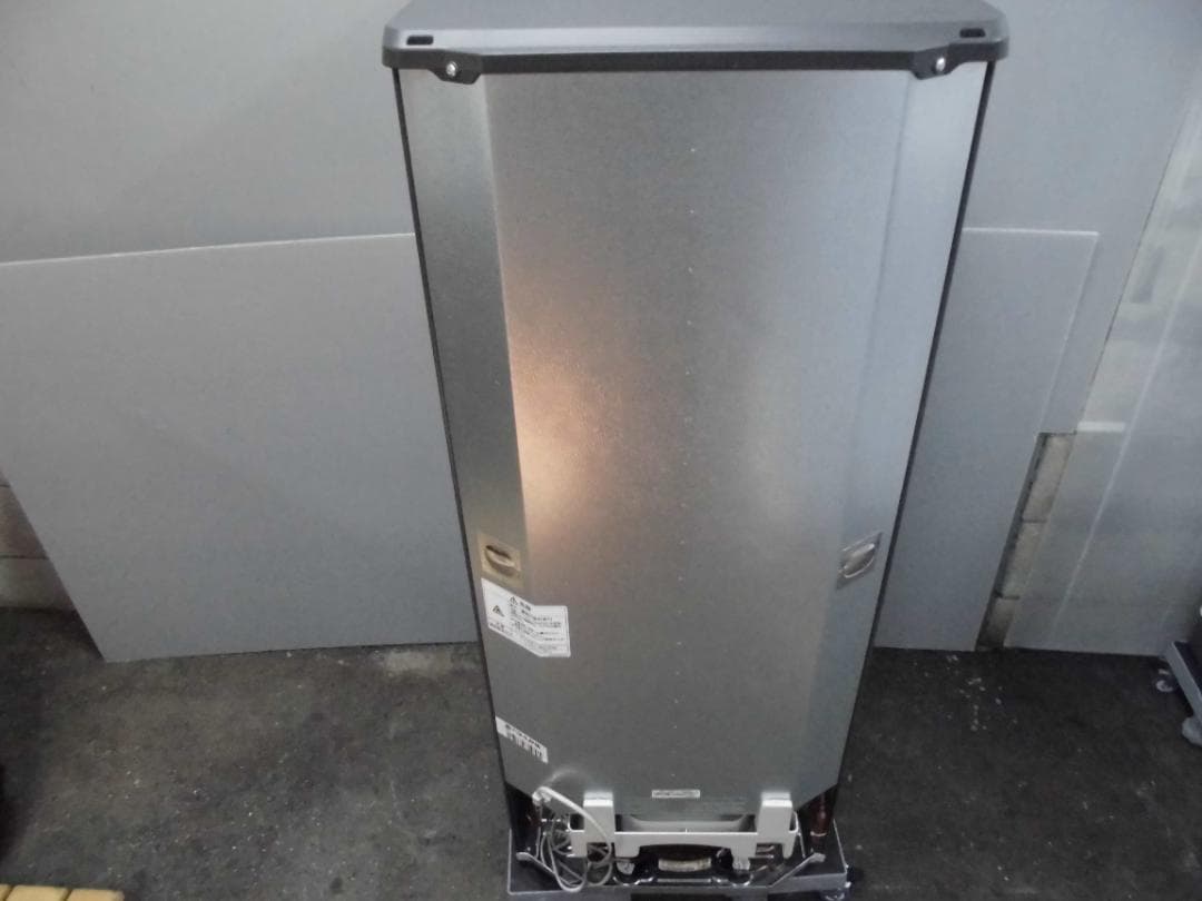 三菱ノンフロン冷凍冷蔵庫MR-P15H-H　2022年製☆Z13