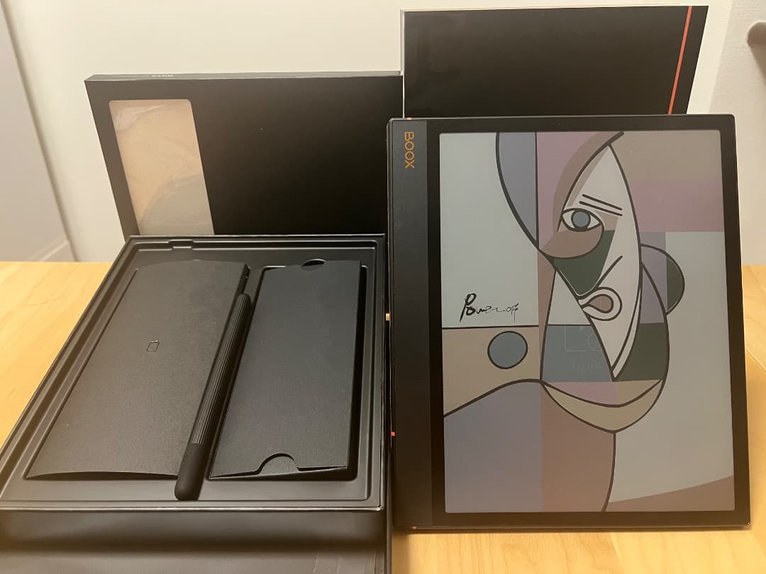 BOOX Note Air3 C スタイラス付き。おまけ純正カバー