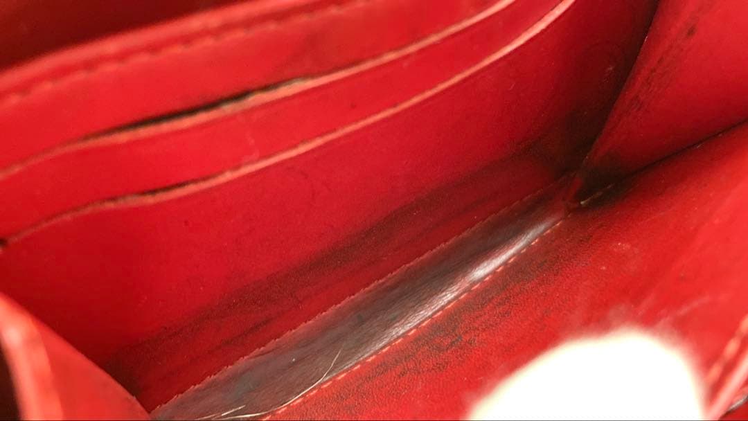 LOUIS VUITTON モノグラム ヴェルニ ジッピーパスケース