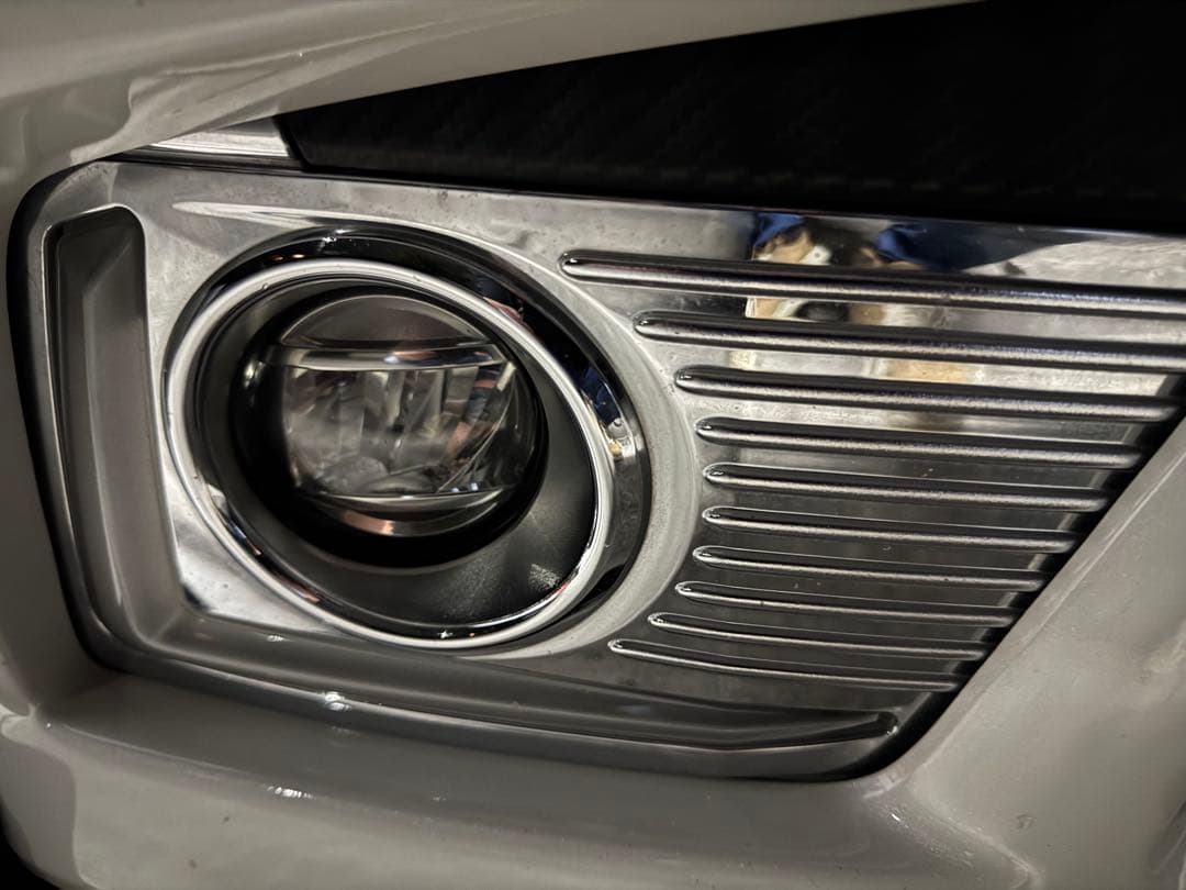 まささん専用　LA150S フォグランプガーニッシュ　グリルイルミ青