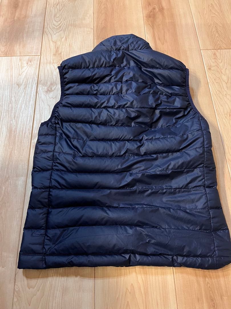 【当日または翌日発送】 patagonia ネイビー ダウンセーター ベスト S