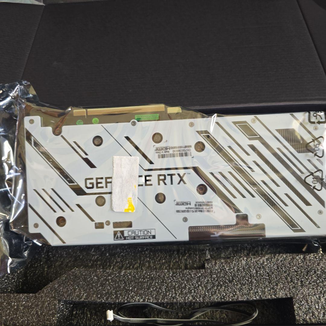 GeForce RTX ホワイト 2ファン グラフィックボード 3060ti