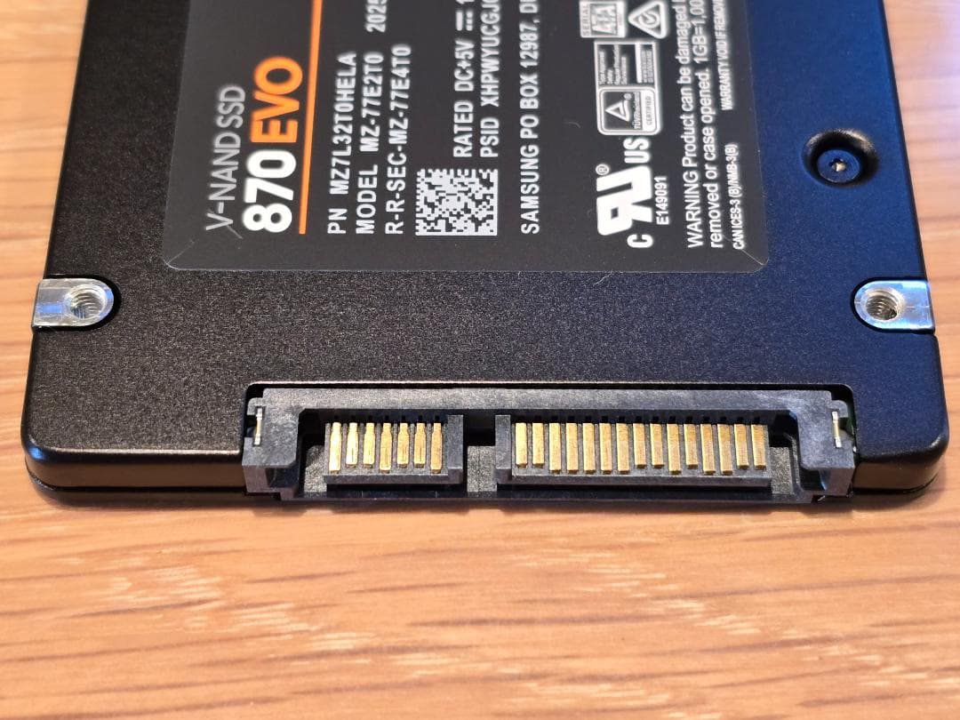 Samsung 870 EVO 2TB SATA SSD 中古美品