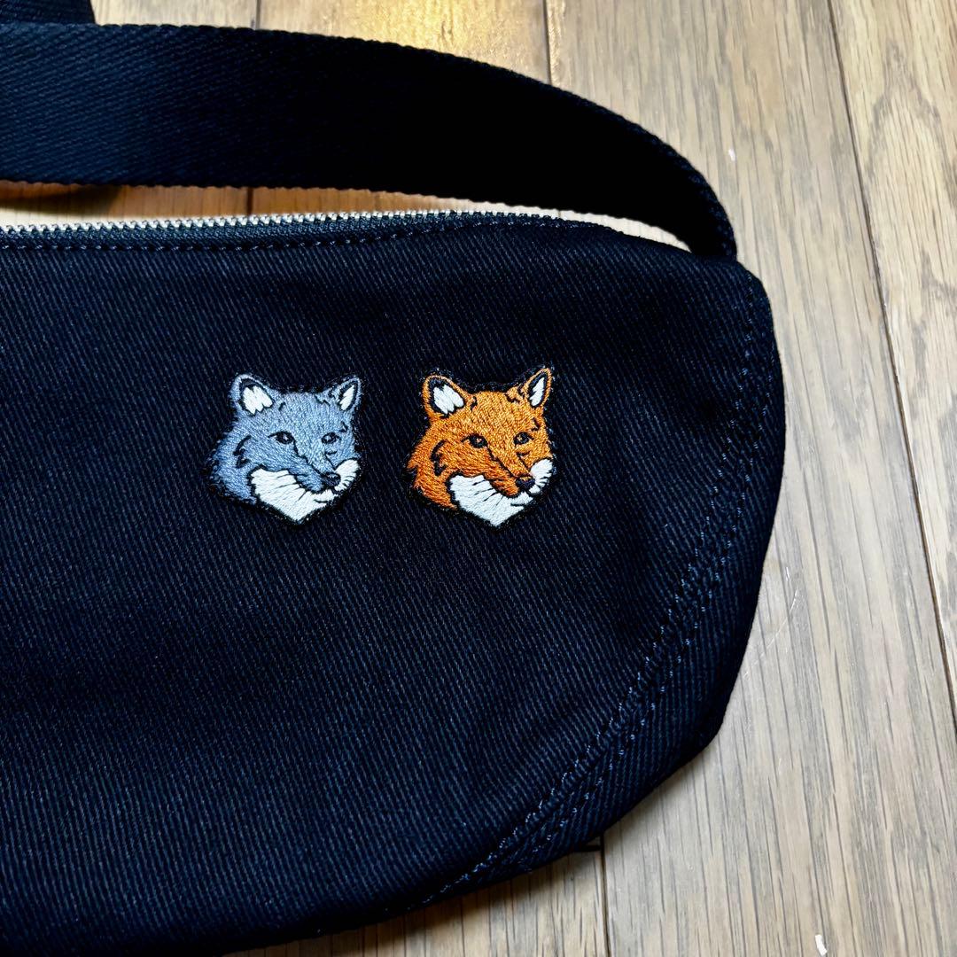 新品タグ付きメゾンキツネ　DOUBLE BOLD FOX HEAD BUMBAG