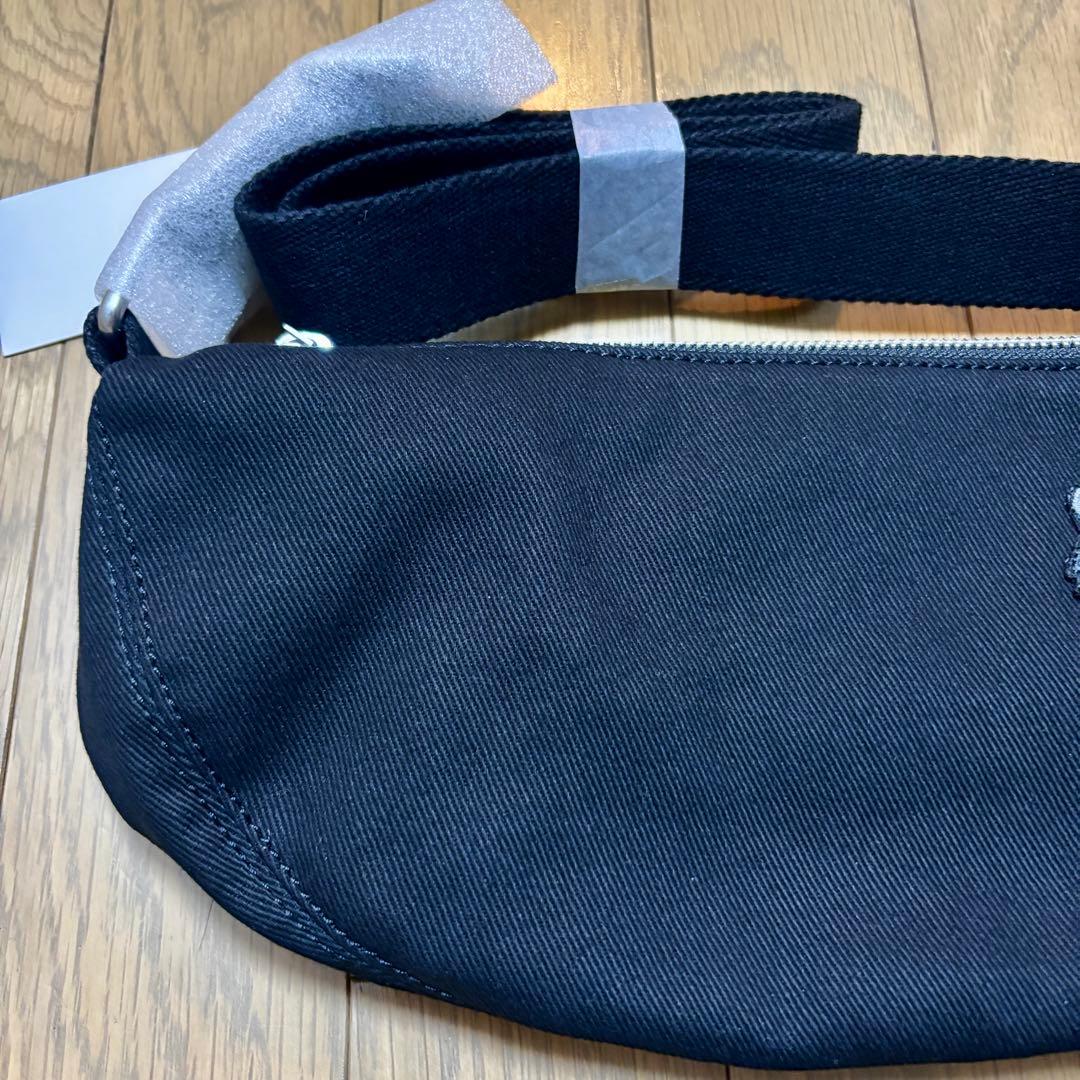 新品タグ付きメゾンキツネ　DOUBLE BOLD FOX HEAD BUMBAG