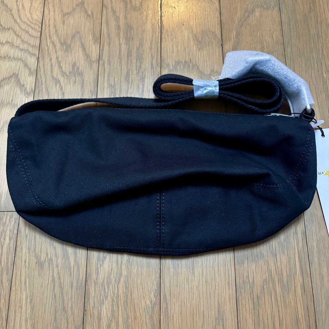 新品タグ付きメゾンキツネ　DOUBLE BOLD FOX HEAD BUMBAG