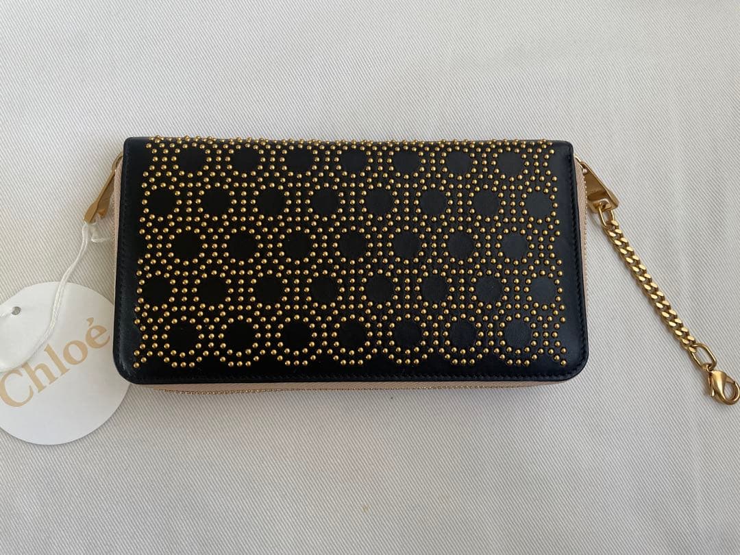 ✨最終お値下げ✨【新品】Chloé スタッズ ブラックレザー長財布