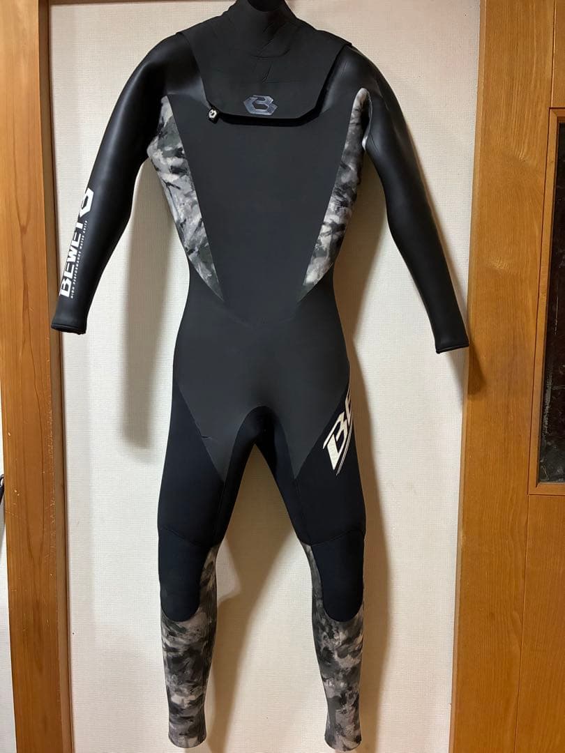 BEWET セミドライスーツ　ブラック