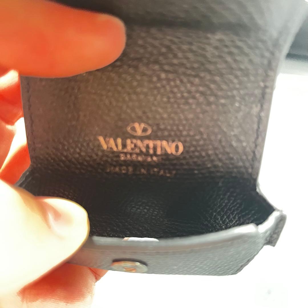 VALENTINO エアーポッズケース　ブラック