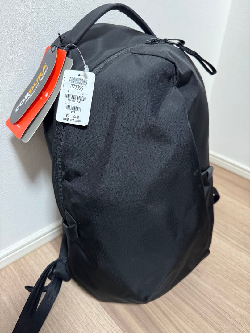 バッグ AbleCarry Thirteen Daybag