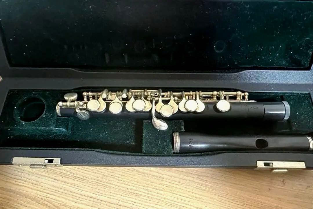 ピッコロ本体 ケース　カバン付