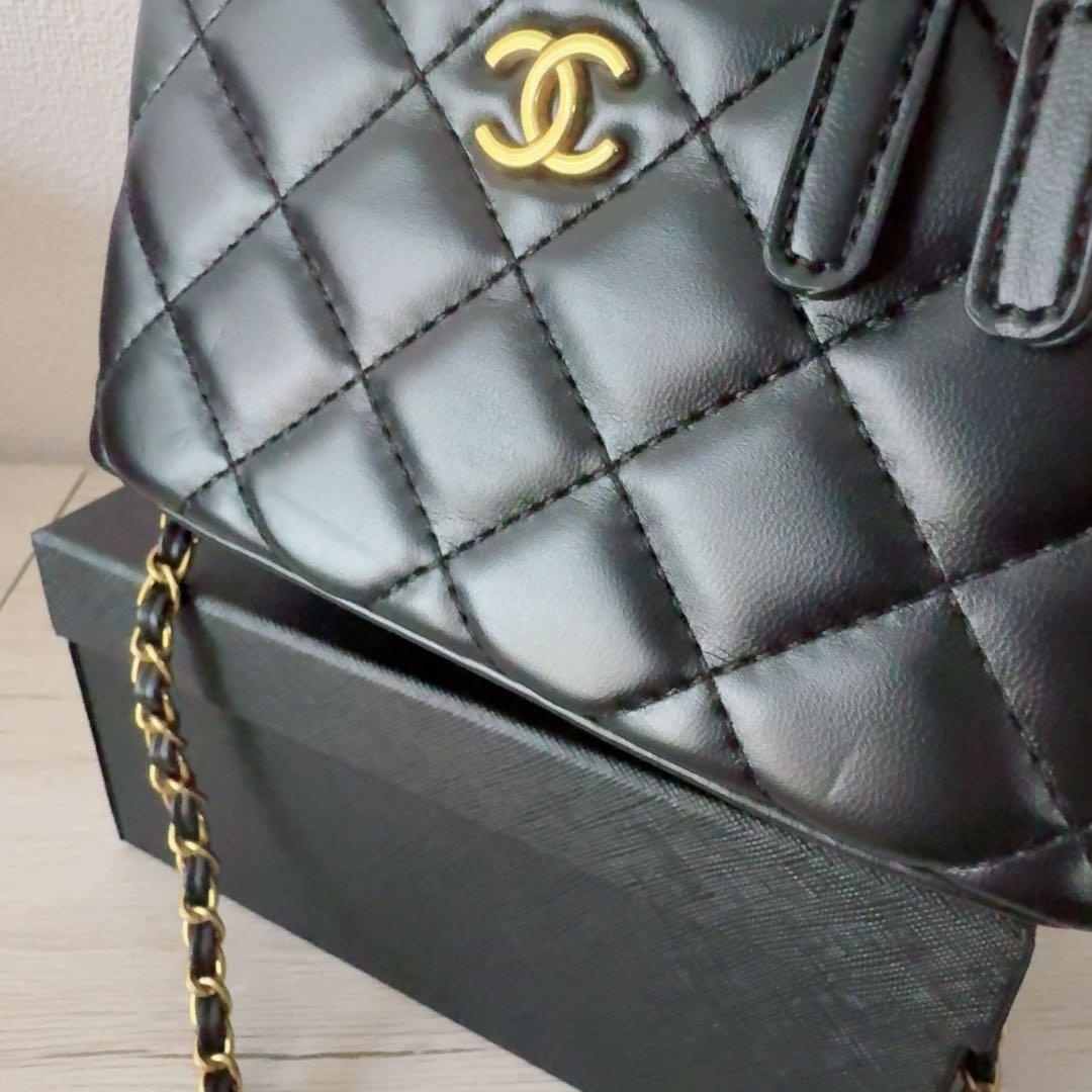 CHANEL ロゴハンドル ショルダーバッグ ノベルティ バニティ