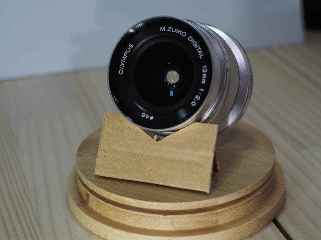 【美品】OLYMPUS M.ZUIKO 12mm F2.0 シルバー