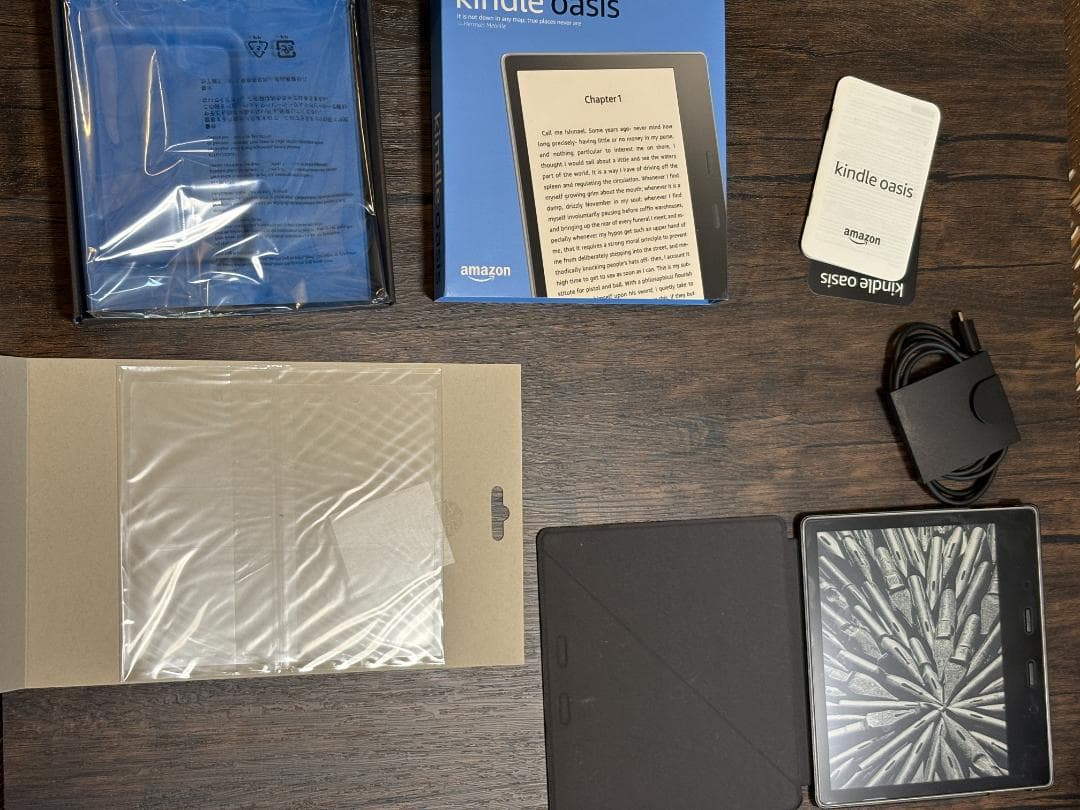 【美品】Amazon Kindle Oasis CW24Wi 32GB