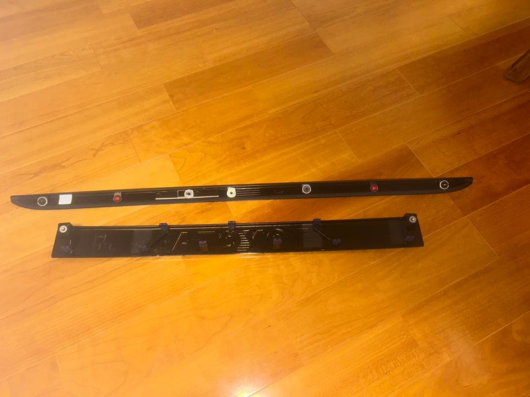 純正部品ランクル250ZX用バックドアガーニッシ、ボンネットフードモールセット