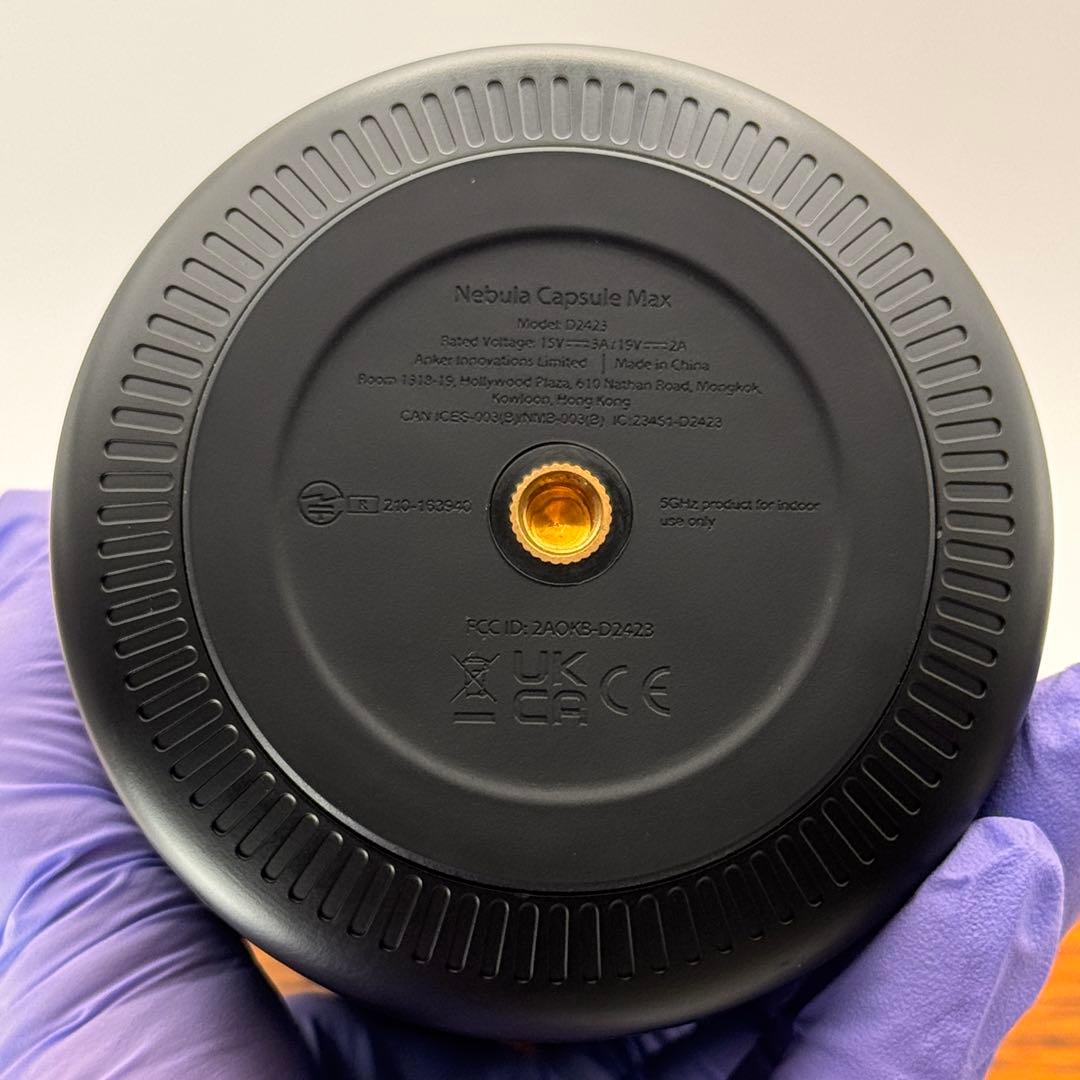 Anker Nebula Capsule Maxプロジェクタートラベルケース付き