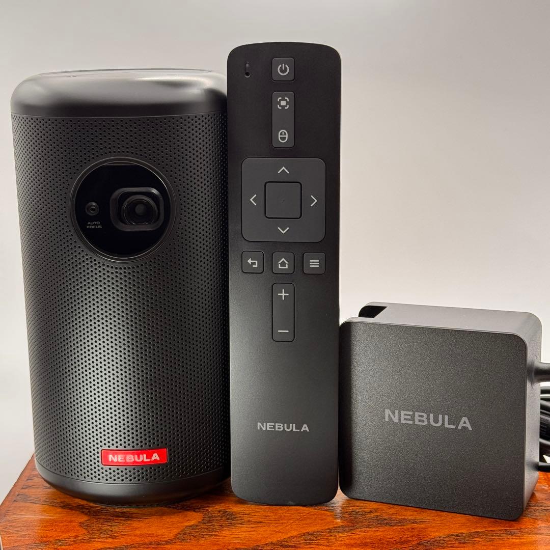 Anker Nebula Capsule Maxプロジェクタートラベルケース付き