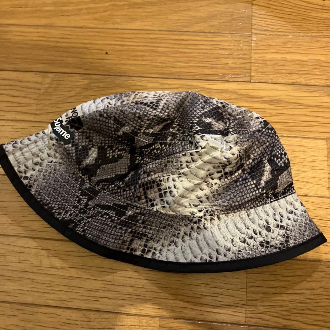 THE NORTH FACE supreme ヘビ柄 バケットハット M