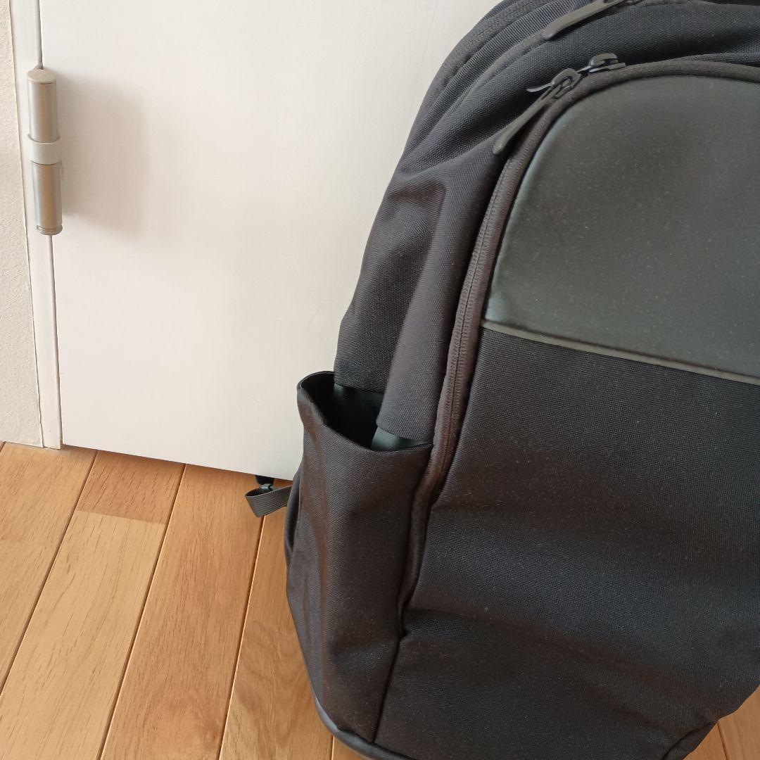 NM82060　ノースフェイス　リュック　ビジネスバッグ　カジュアル　レザー