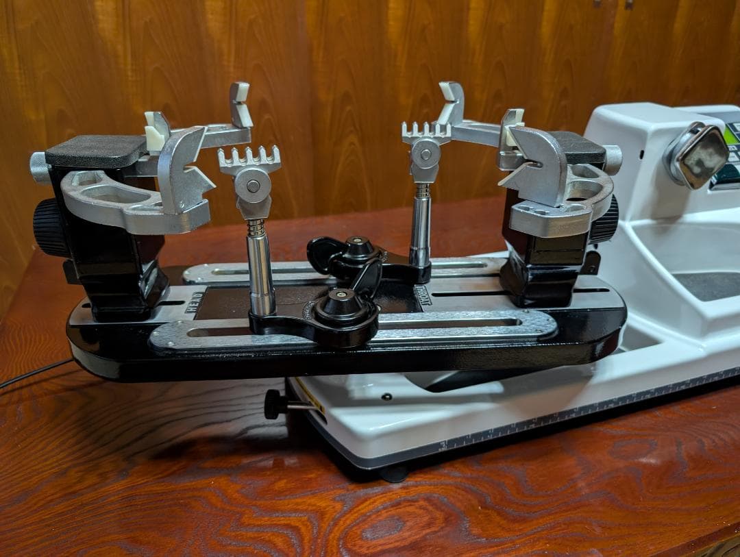 電動 ガット張り機 スタンド付　スピンジャパン　ディアナSP ver.2