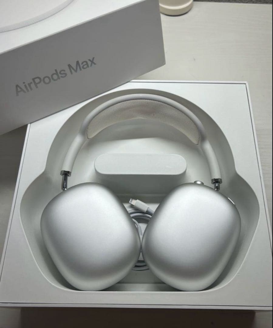 週末特価˚₊✩‧₊AirPods Max シルバー ˚₊✩‧₊ 充電ケーブル付き