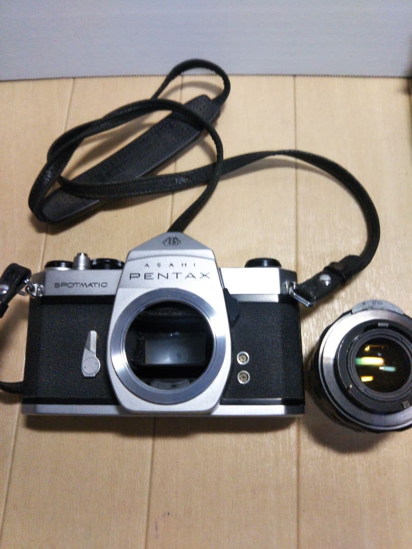 昭和46年製、アサヒ ペンタックス　一眼レフカメラ
