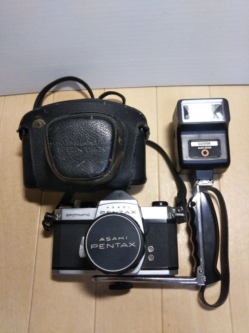 昭和46年製、アサヒ ペンタックス　一眼レフカメラ