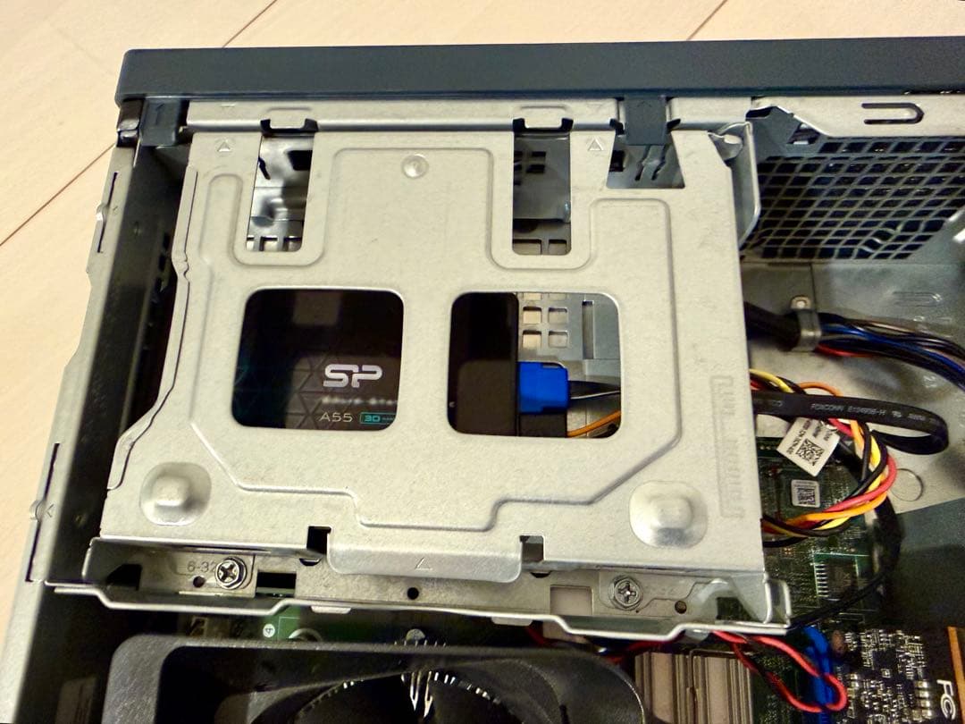 Windowsデスクトップ Dell Inspiron 3020S i5 SSD1.5TB RX6400