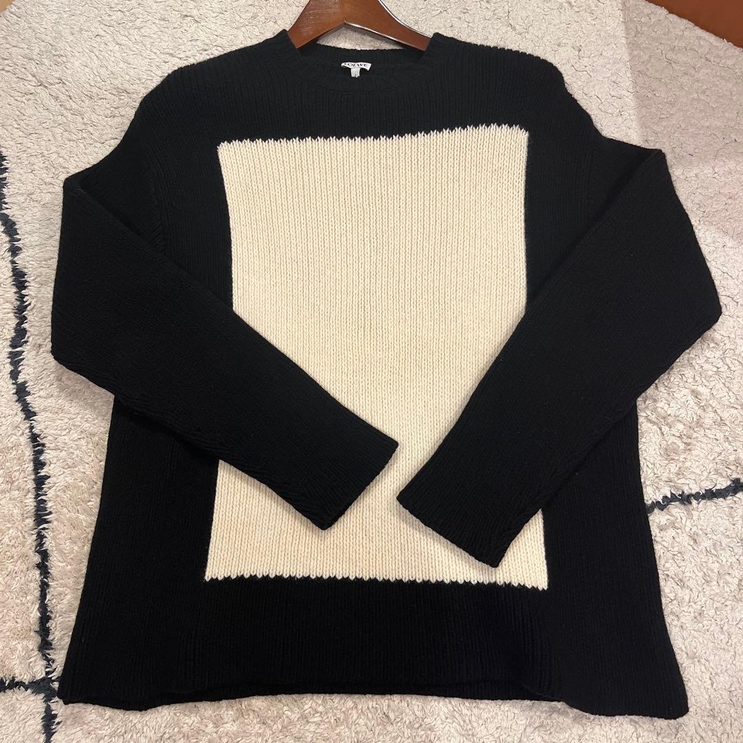 本日出品取り下げ　LOEWE ニットセーター XS 黒/アイボリー