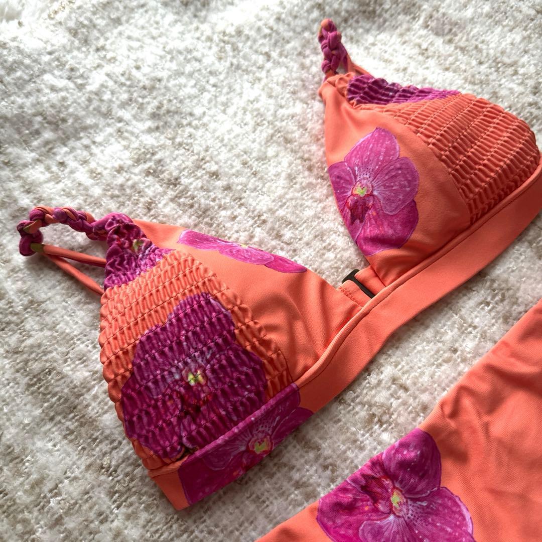 アリシアスタン　水着(上下セット)