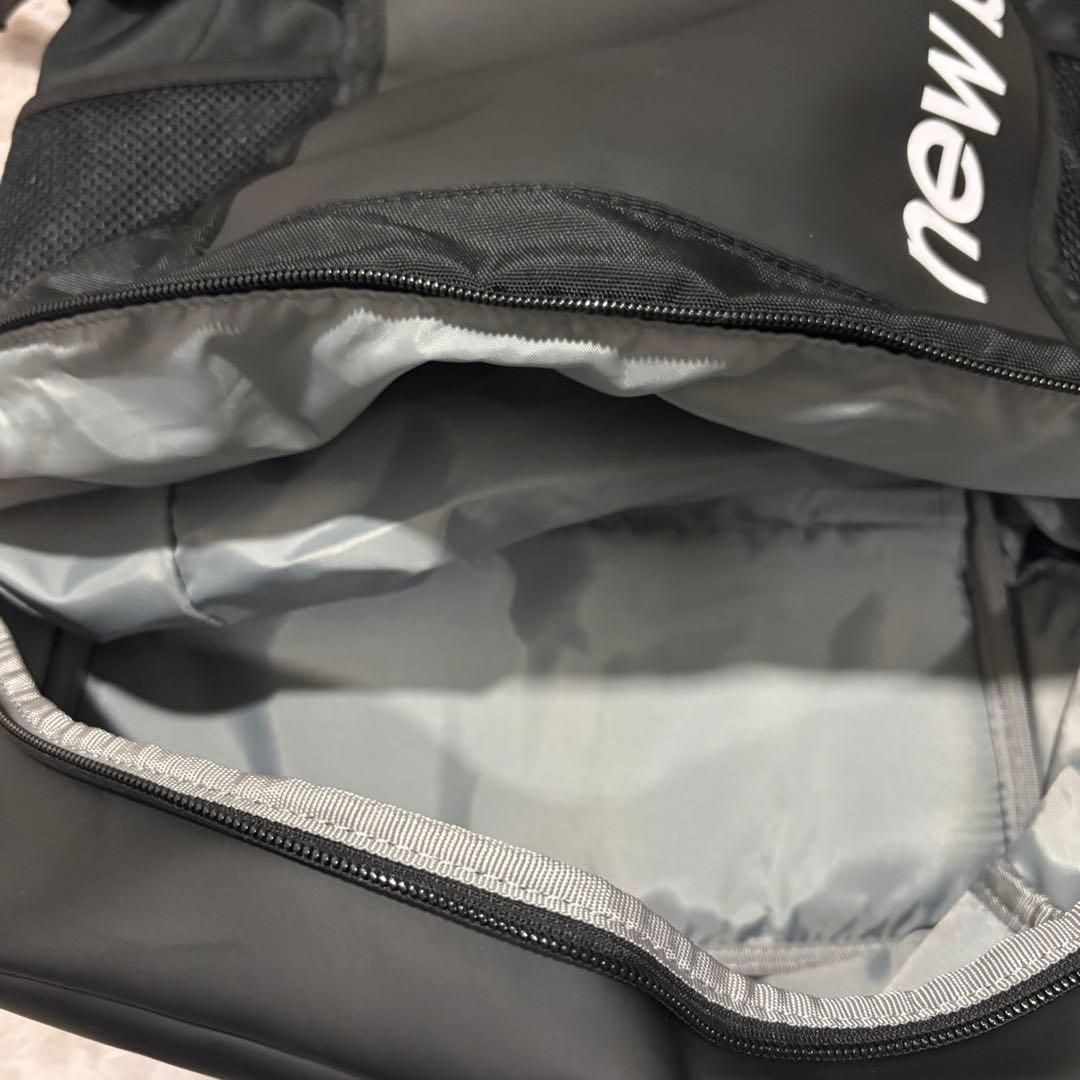 極美品　ニューバランス トップローディングバックパック 35リットル