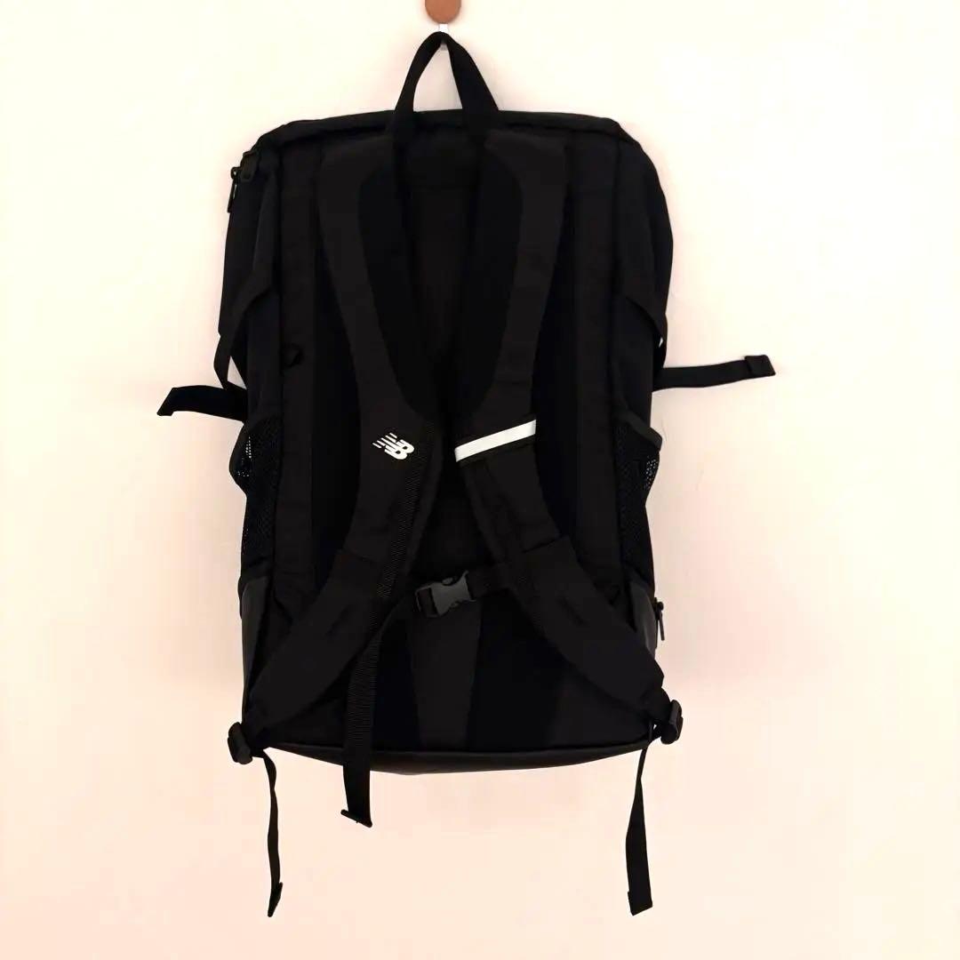 極美品　ニューバランス トップローディングバックパック 35リットル
