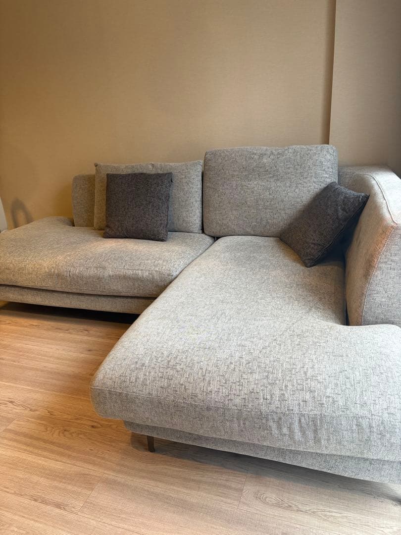 カウチソファ　関家具レイモンズ