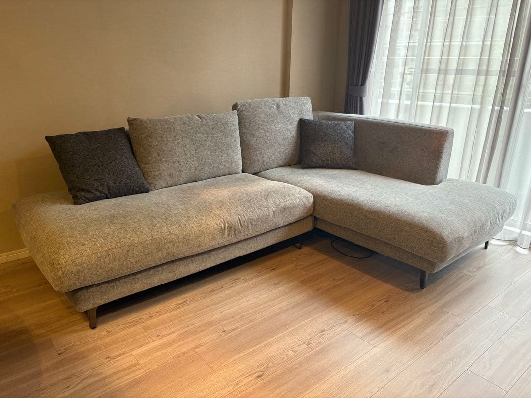 カウチソファ　関家具レイモンズ